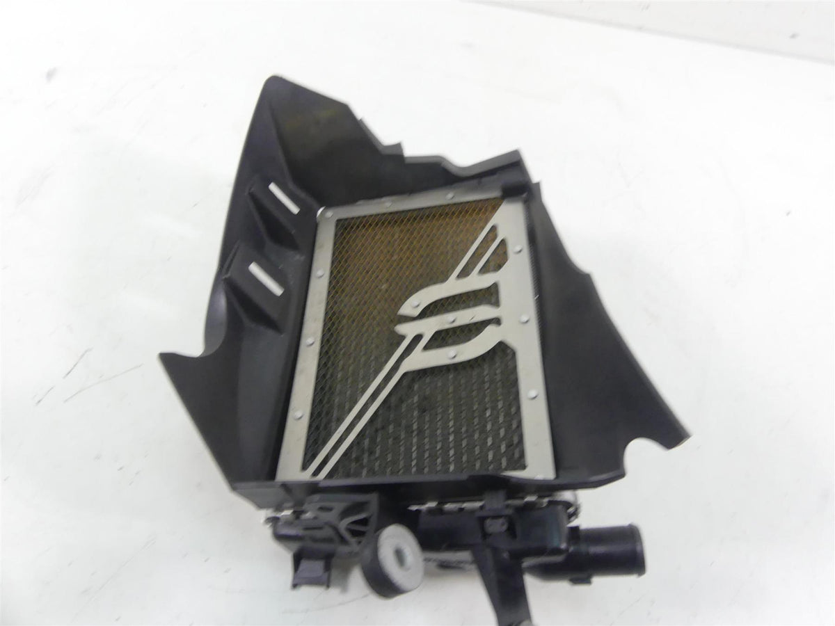 2017 BMW R1200GS GSW K50 Left Radiator Fan & Cover 17118546408 {{ shop.shopifyCountryName }} - Mototech271