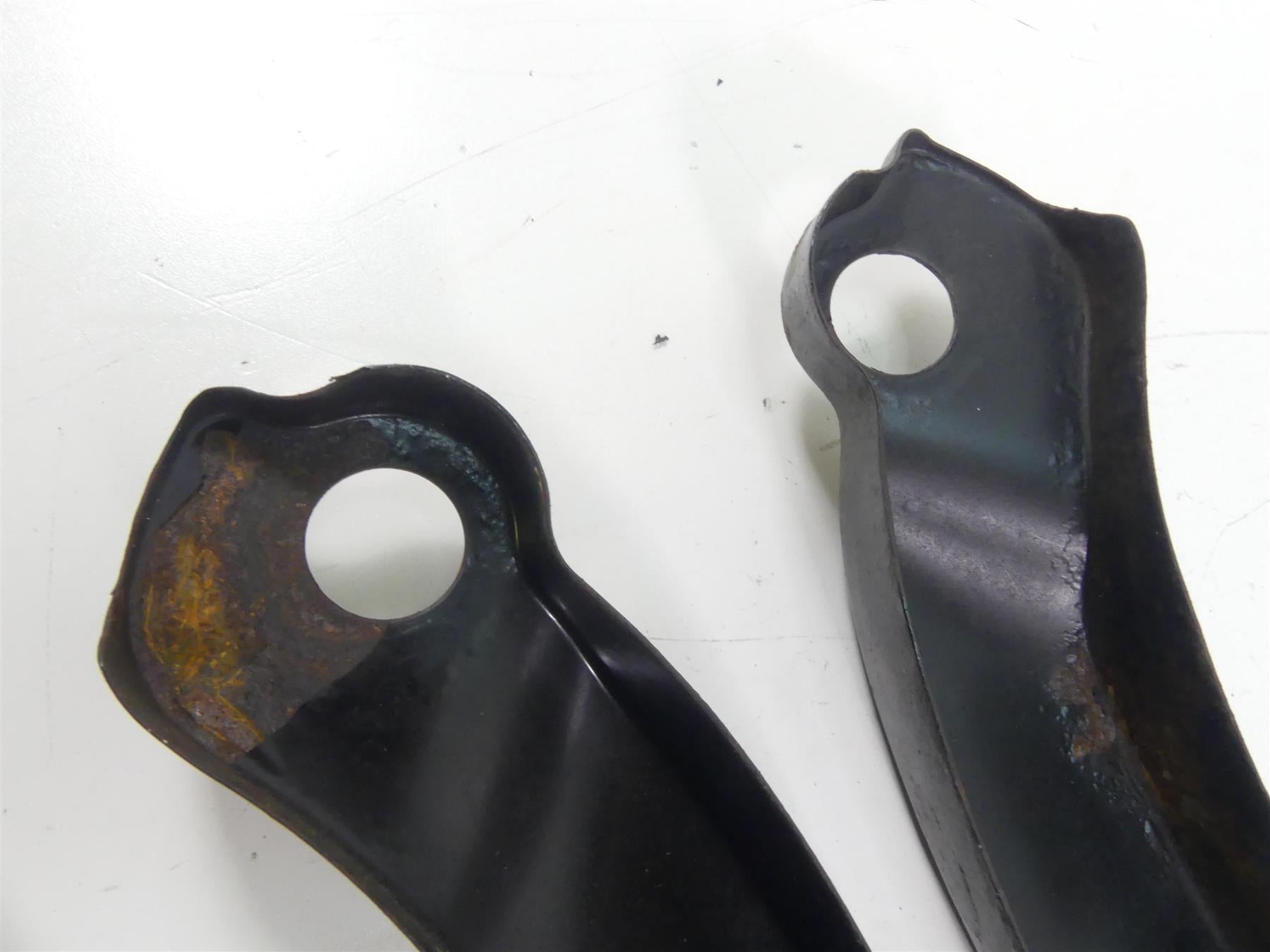 2011 Harley FXDWG Dyna Wide Glide Rear Fender Struts Braces Cover Set 59459-10 {{ shop.shopifyCountryName }} - Mototech271