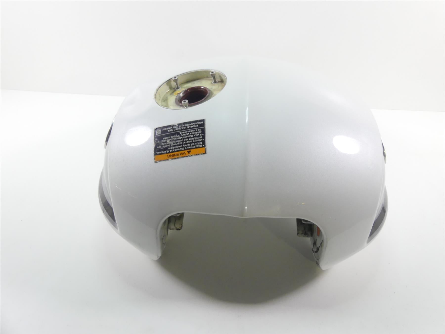 2011 Victory Cross Country Fuel Gas Petrol Tank Reservoir - Read 1016149 {{ shop.shopifyCountryName }} - Mototech271