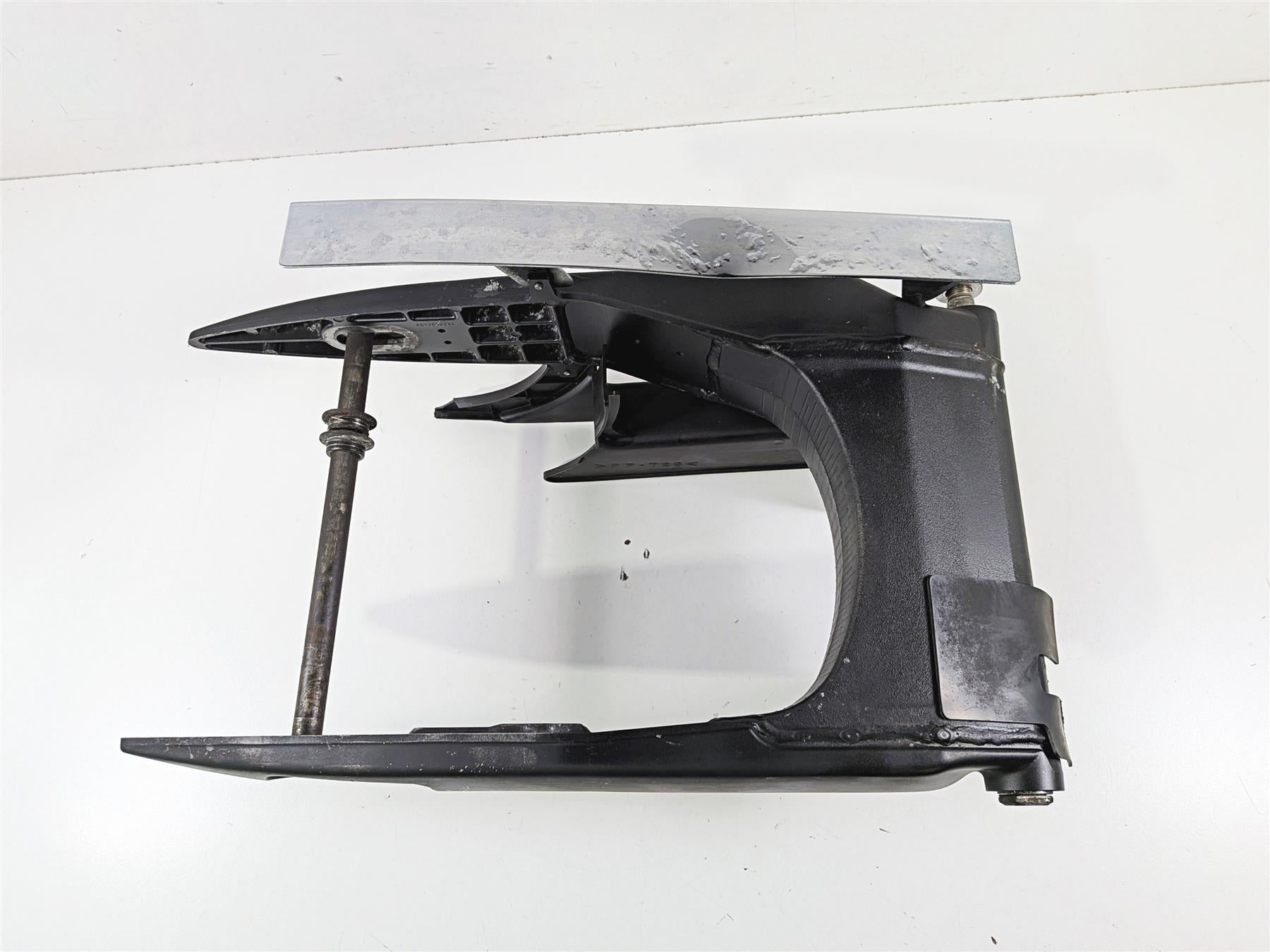 2008 Yamaha XV1900 Roadliner S Rear Swingarm + Guard & Axle 1D7-22110-01-00 {{ shop.shopifyCountryName }} - Mototech271