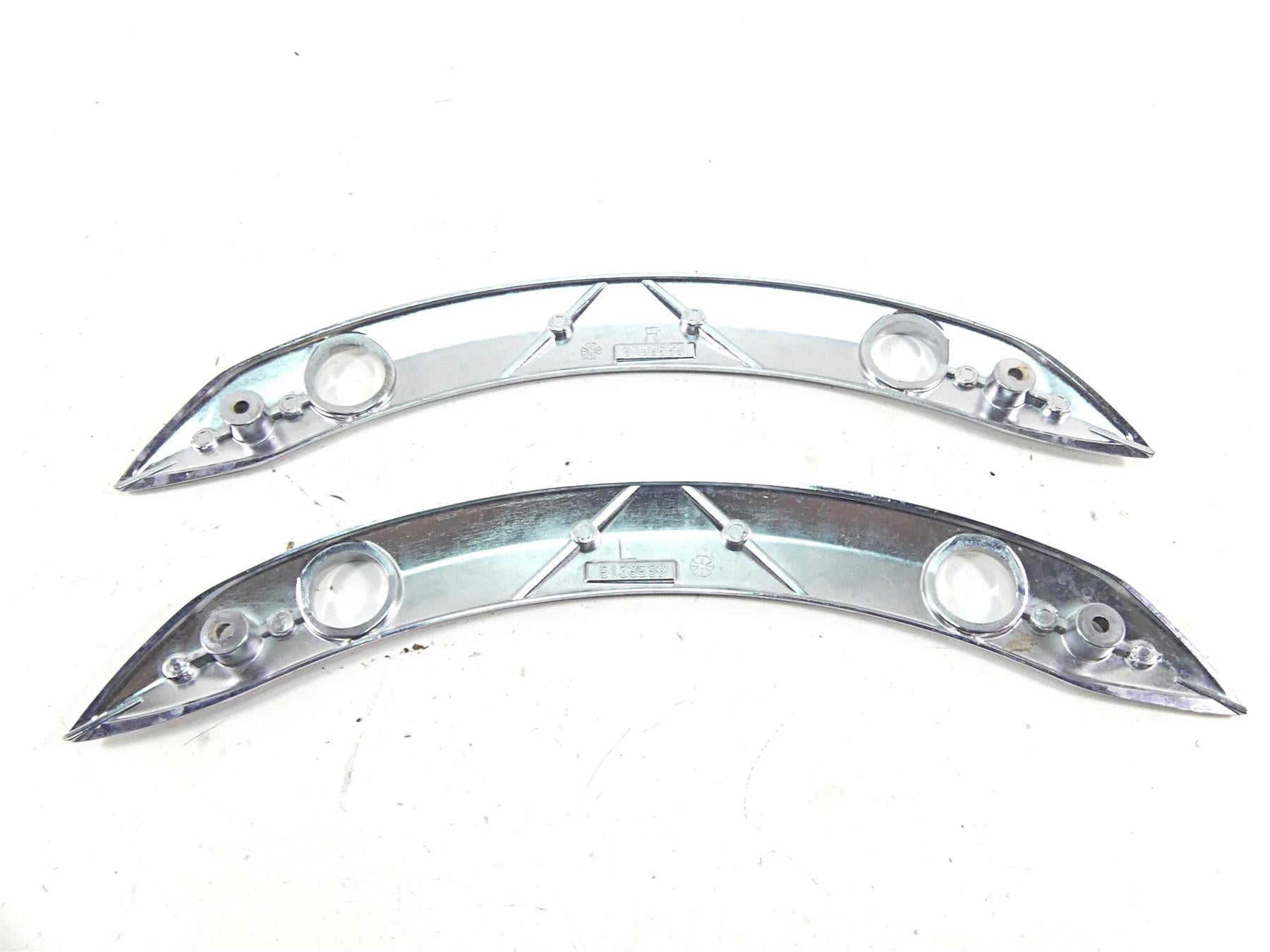 2019 Indian Chieftain Classic Rear Fender Side Strut Braces 5139599 5139598 {{ shop.shopifyCountryName }} - Mototech271