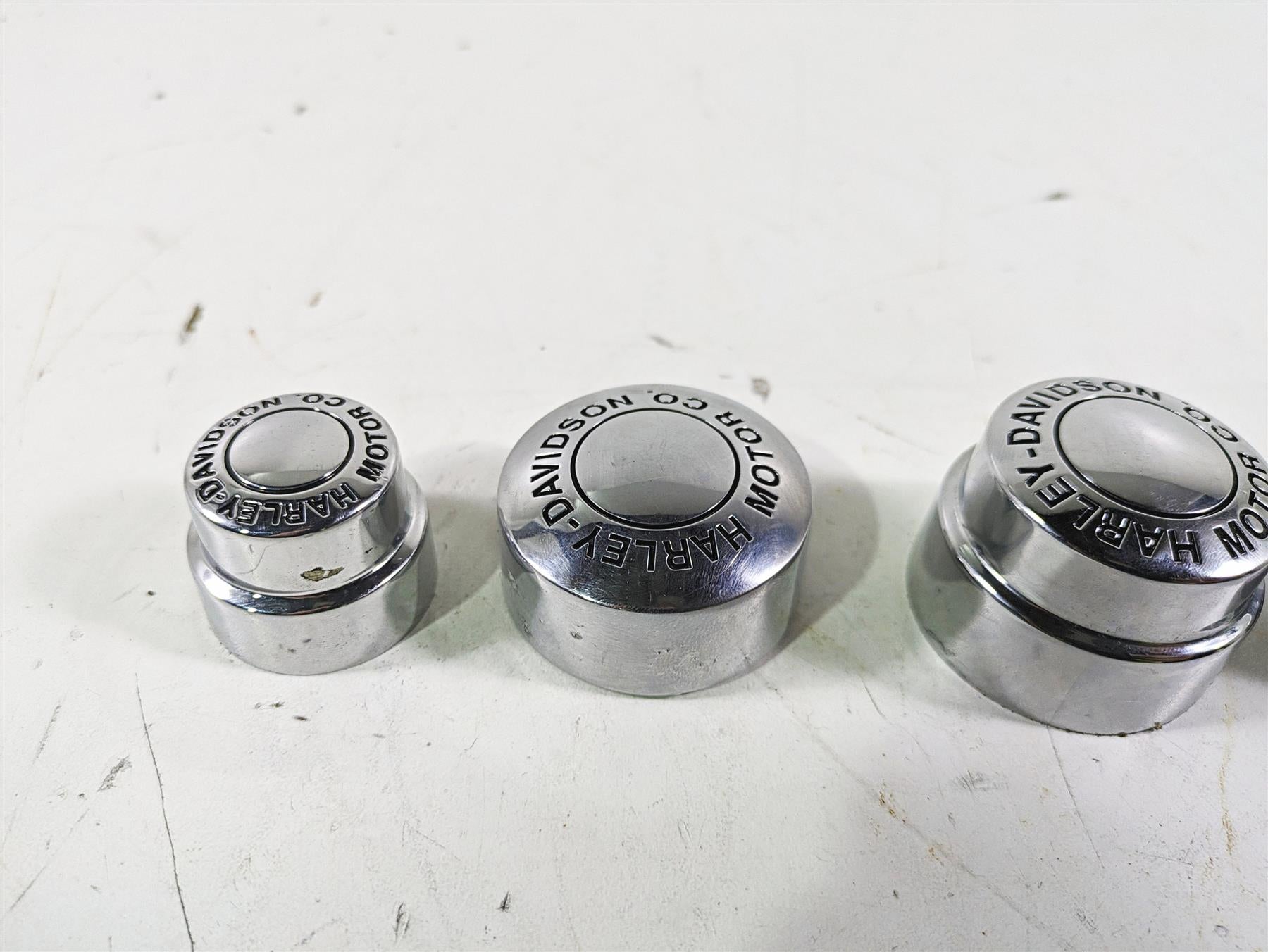 2003 Harley Dyna FXDL Low Rider 100TH Front Rear Chrome Axle Nut Cover Set {{ shop.shopifyCountryName }} - Mototech271