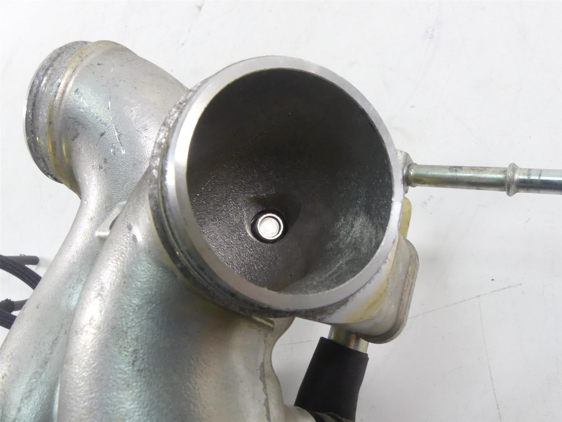 2007 Yamaha XVS1300 V-Star Throttle Body Fuel Injection Module 3D8-13750-20-00 {{ shop.shopifyCountryName }} - Mototech271