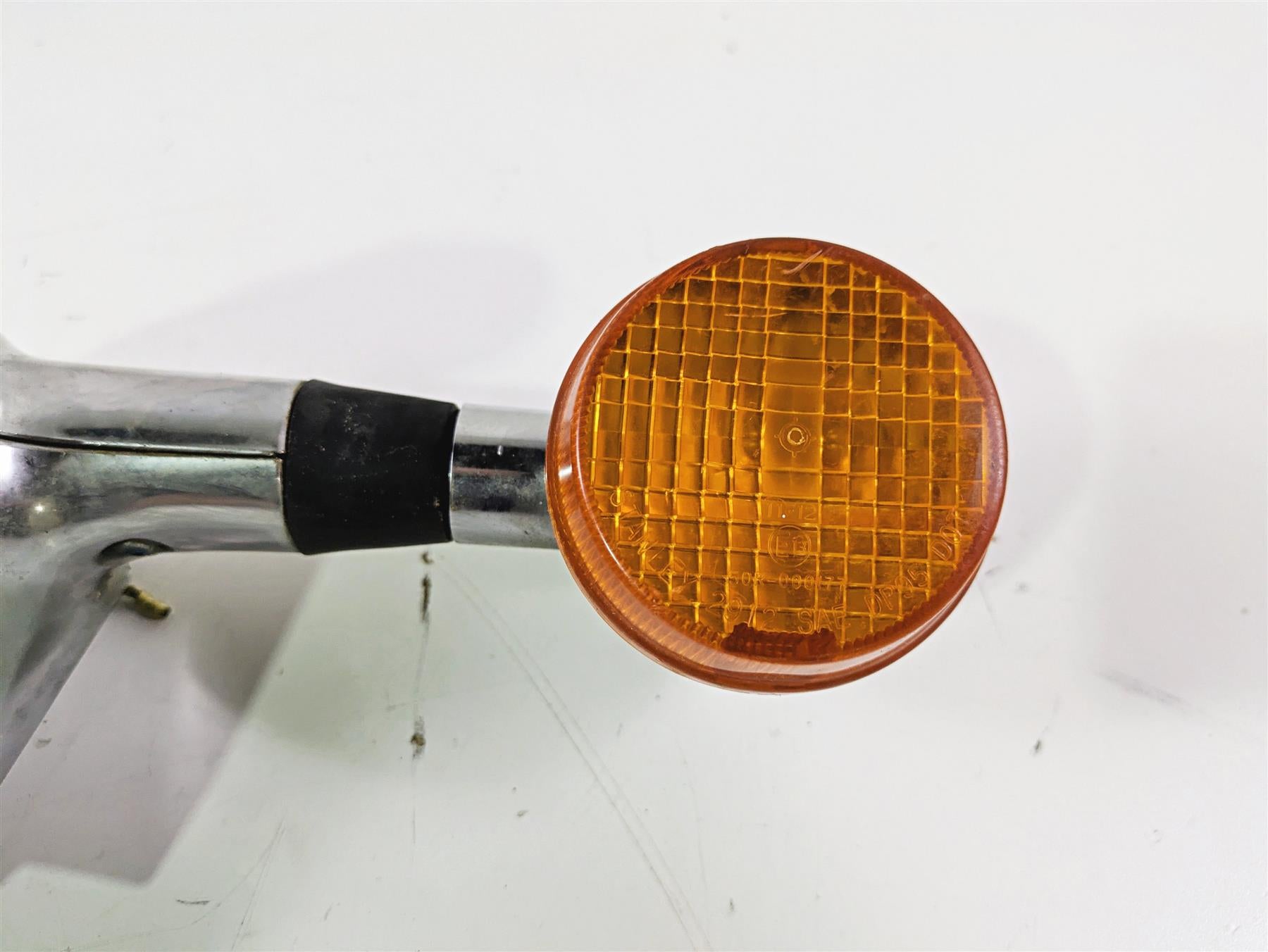 2000 Honda VT1100 Shadow Sabre Rear Blinker Turn Signal Bar 33600-MBA-613 {{ shop.shopifyCountryName }} - Mototech271
