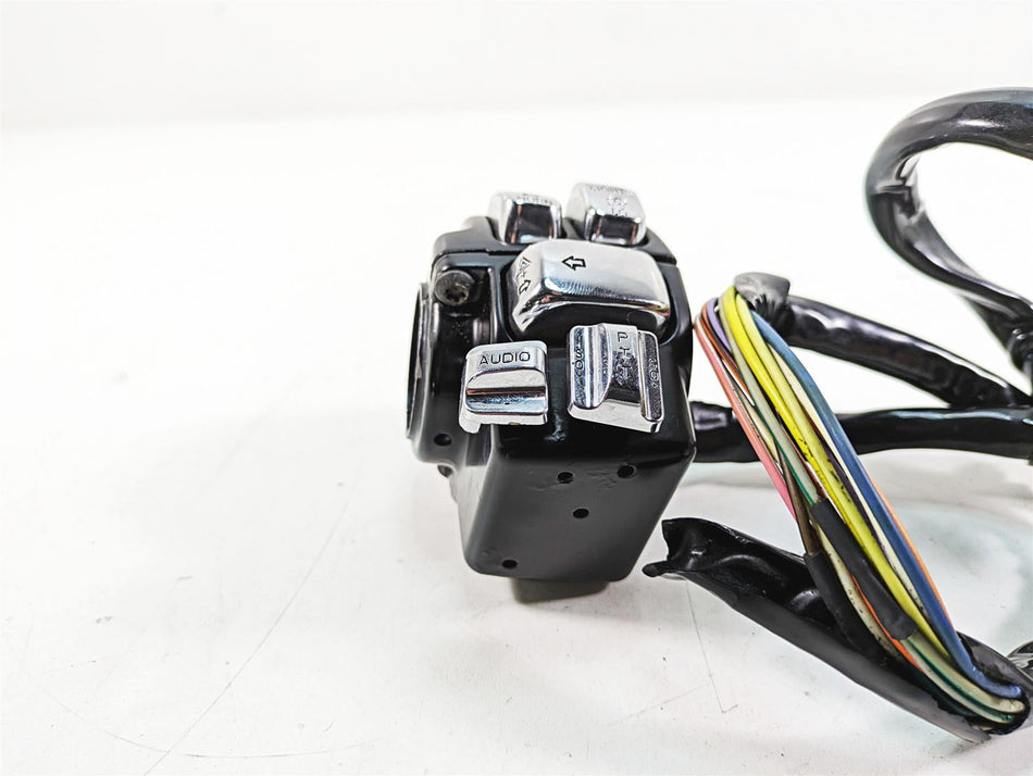 2005 Harley Touring FLHTCUI Electra Glide Left Hand Control Switch Read 71597-96 {{ shop.shopifyCountryName }} - Mototech271