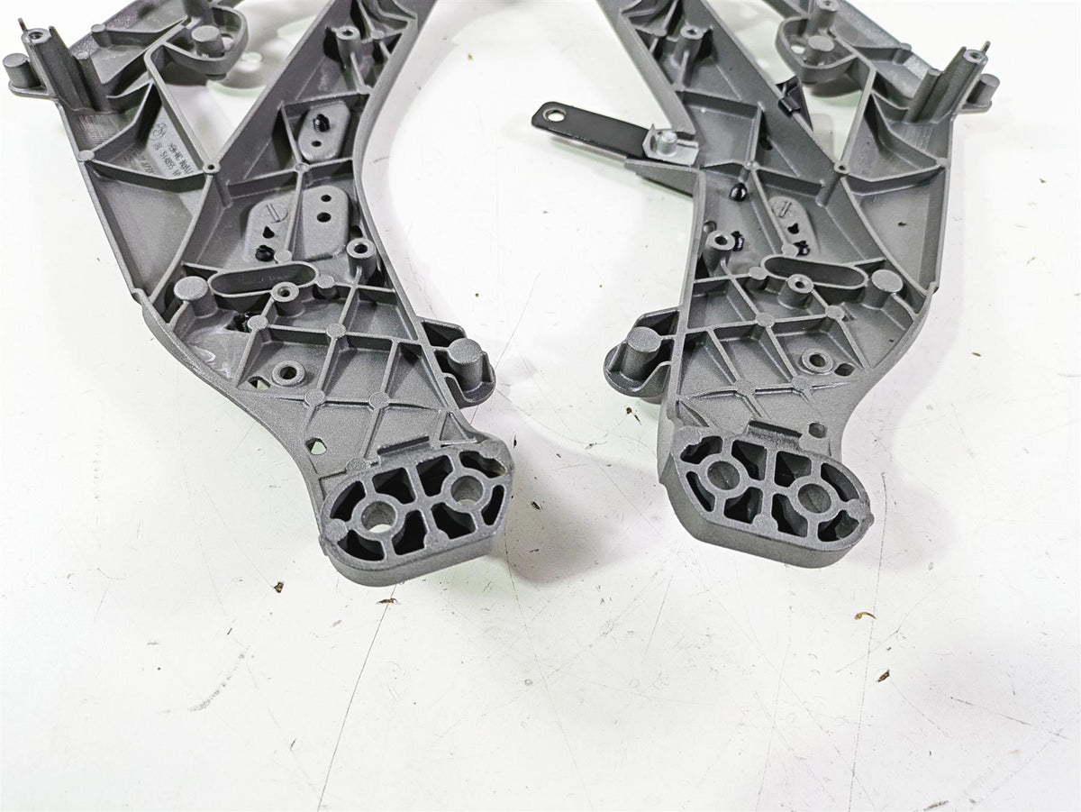 2018 BMW R1200GS GSW K50 Front Carrier Support Center Stay 46638528673 {{ shop.shopifyCountryName }} - Mototech271