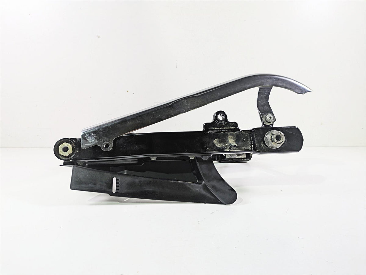 2014 Harley FXDF Dyna Fat Bob Rear Swingarm & Belt Guards 47820-10 {{ shop.shopifyCountryName }} - Mototech271