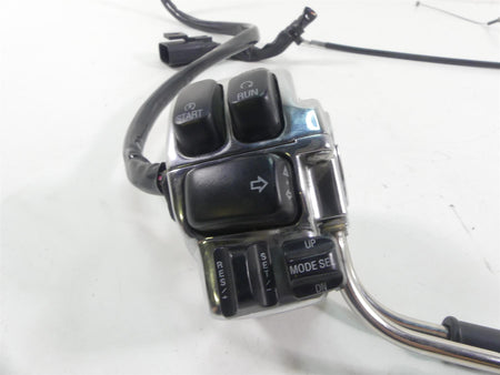 2007 Harley FLHTCU SE CVO Electra Glide Right Cruise Control Switch 71684-06 {{ shop.shopifyCountryName }} - Mototech271