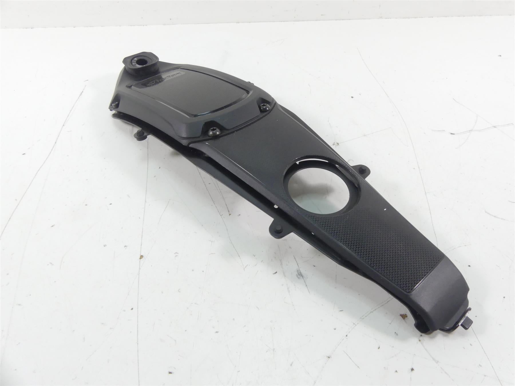 2019 Indian Motorcycle Co. FTR1200 Upper Center Tank Cover Fairing 5454540 {{ shop.shopifyCountryName }} - Mototech271