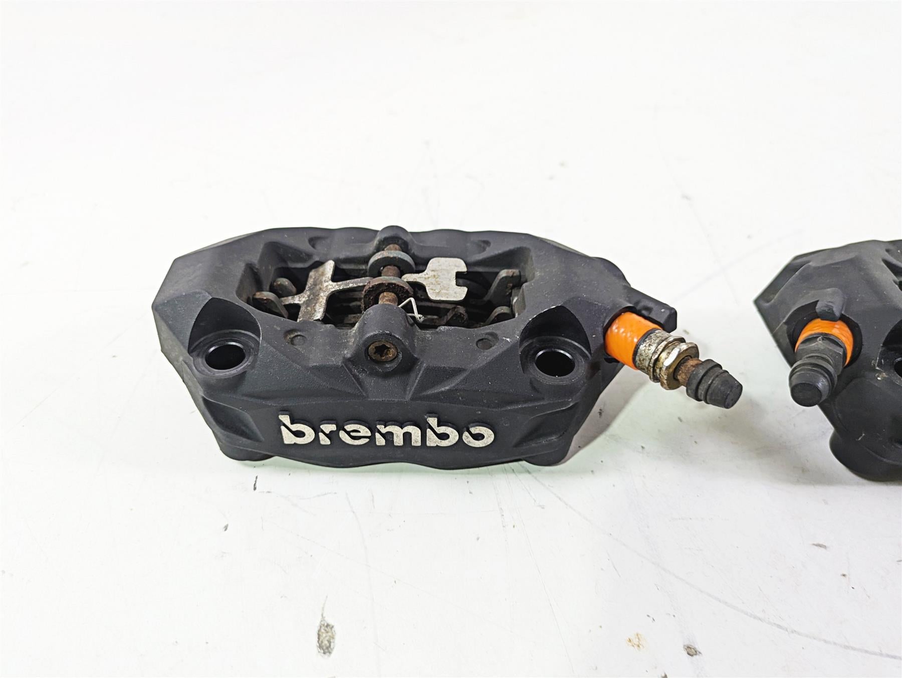 2015 BMW R1200GS Adv K51 Front Brake Caliper Set Brembo 100mm 34118556206 {{ shop.shopifyCountryName }} - Mototech271