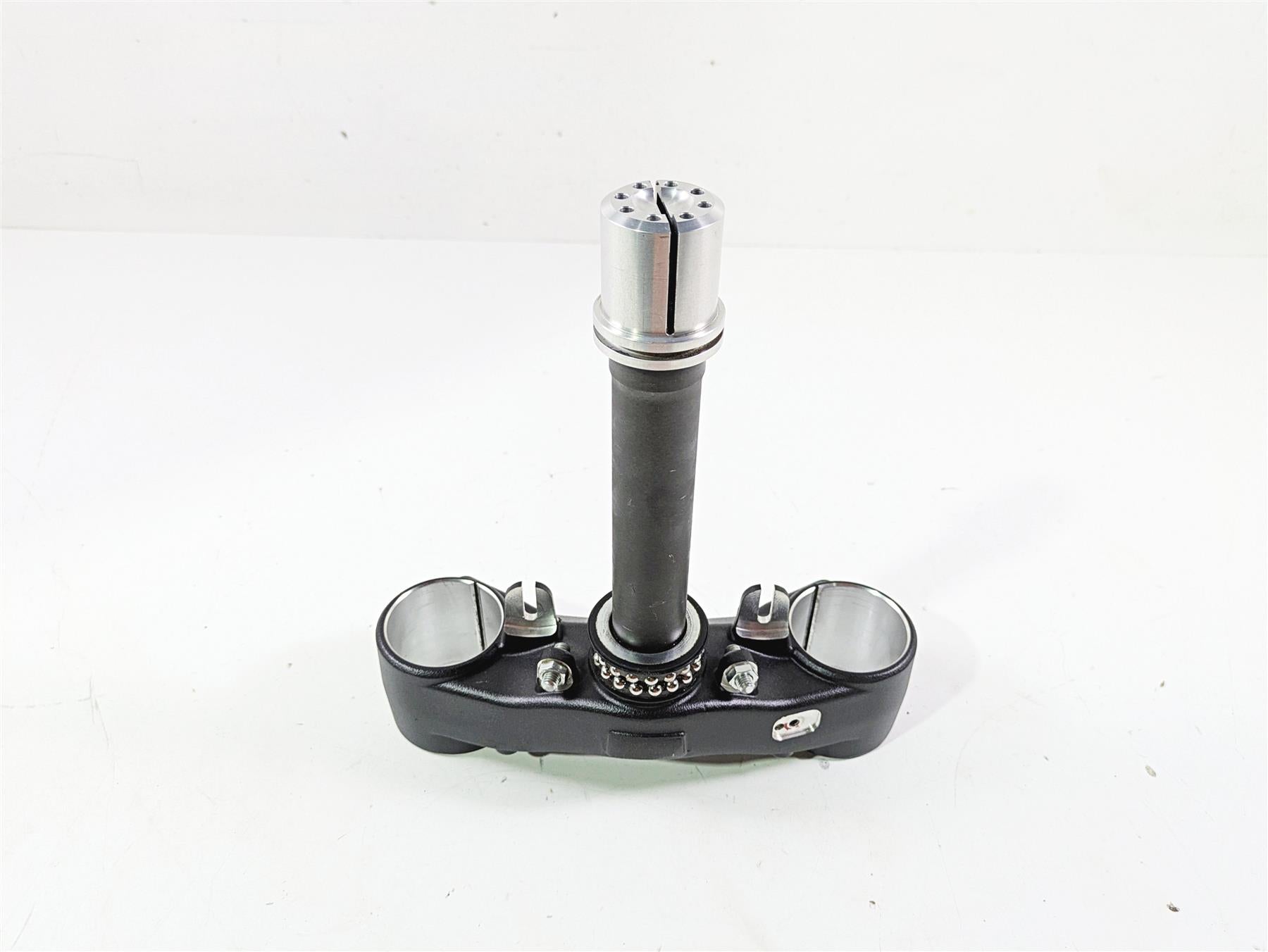 2016 Ducati Monster 1200 S Lower Triple Tree Steering Clamp 342P0791AC 34230782A {{ shop.shopifyCountryName }} - Mototech271