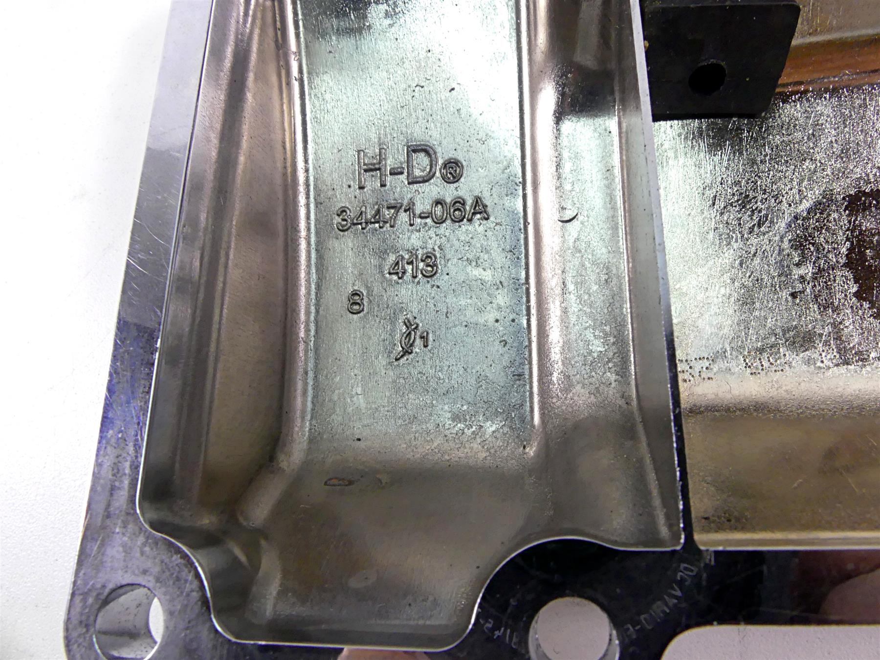 2014 Harley FXDL Dyna Low Rider Top Transmission Chrome Cover 34471-06A {{ shop.shopifyCountryName }} - Mototech271