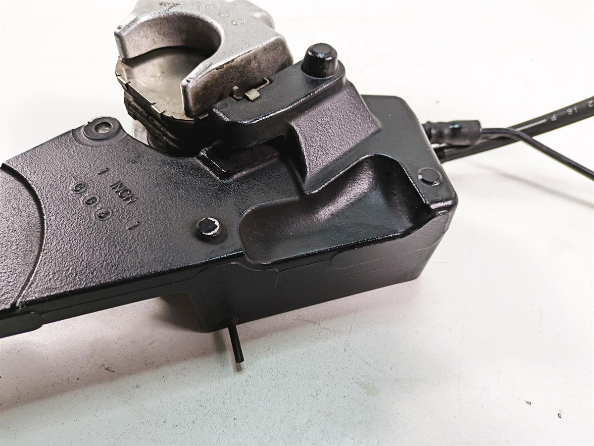 2006 Harley Sportster XL1200 Rear Brake Caliper + Bracket & Line 40968-05A {{ shop.shopifyCountryName }} - Mototech271