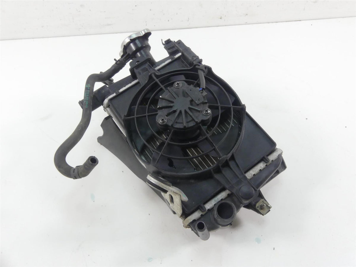 2019 BMW R1250GS K50 Right Radiator Fan Cover Hoses Reservoir Set 17118546416 {{ shop.shopifyCountryName }} - Mototech271