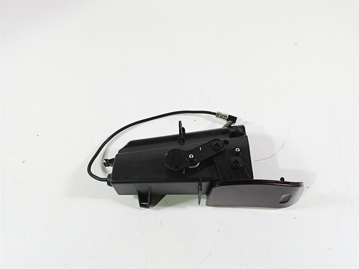 2017 Harley Touring FLHTKSE CVO E-Glide Media Storage Compartment Box 76000107A {{ shop.shopifyCountryName }} - Mototech271