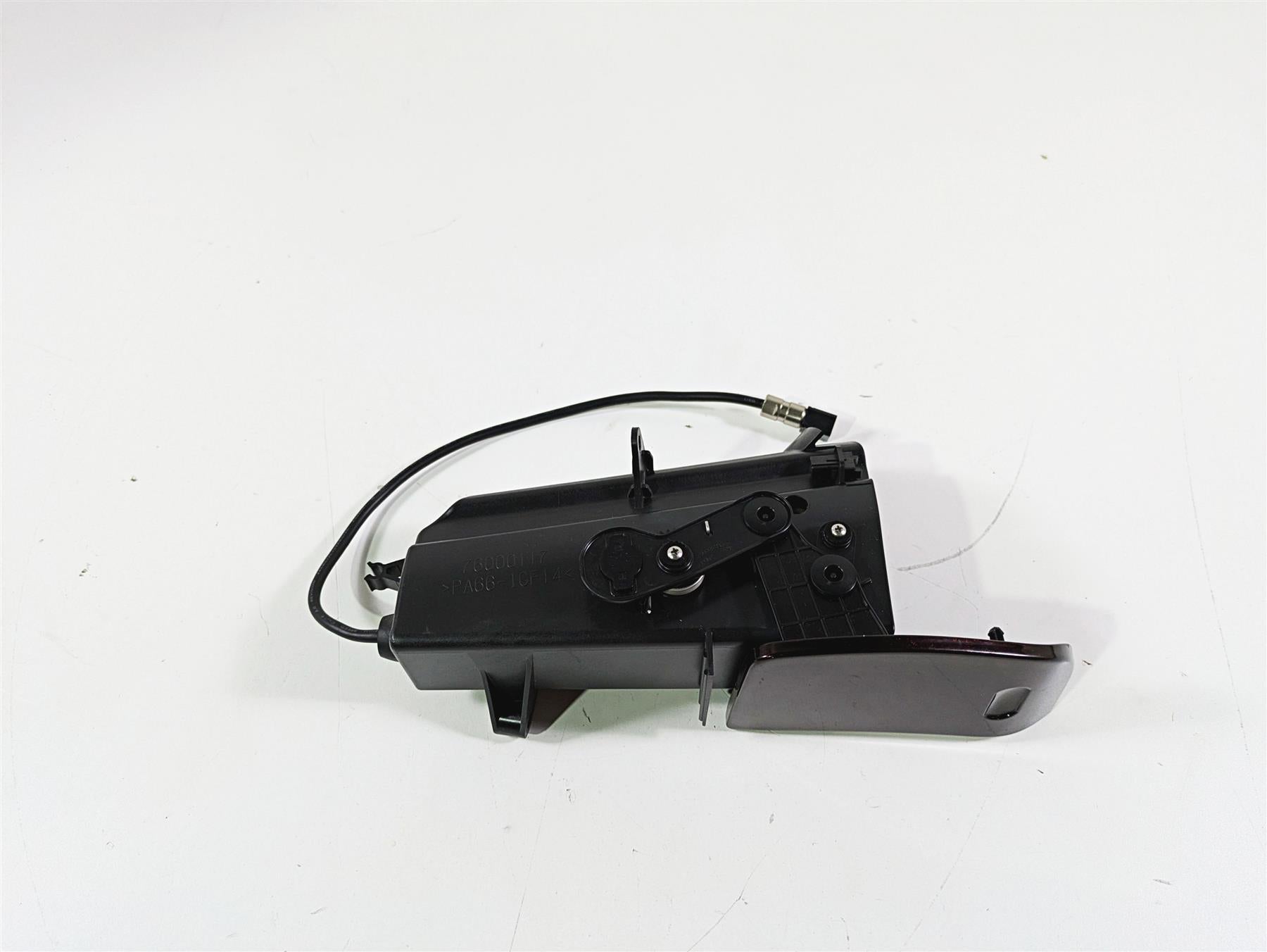 2017 Harley Touring FLHTKSE CVO E-Glide Media Storage Compartment Box 76000107A {{ shop.shopifyCountryName }} - Mototech271