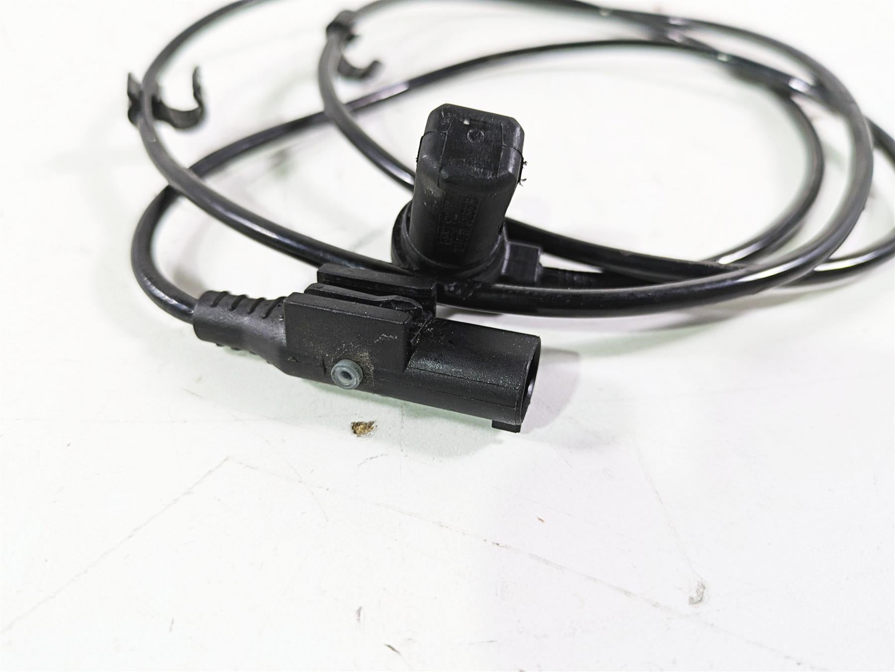 2021 Aprilia RS660 Rear Abs Brake Wheel Speed Sensor 859792 {{ shop.shopifyCountryName }} - Mototech271