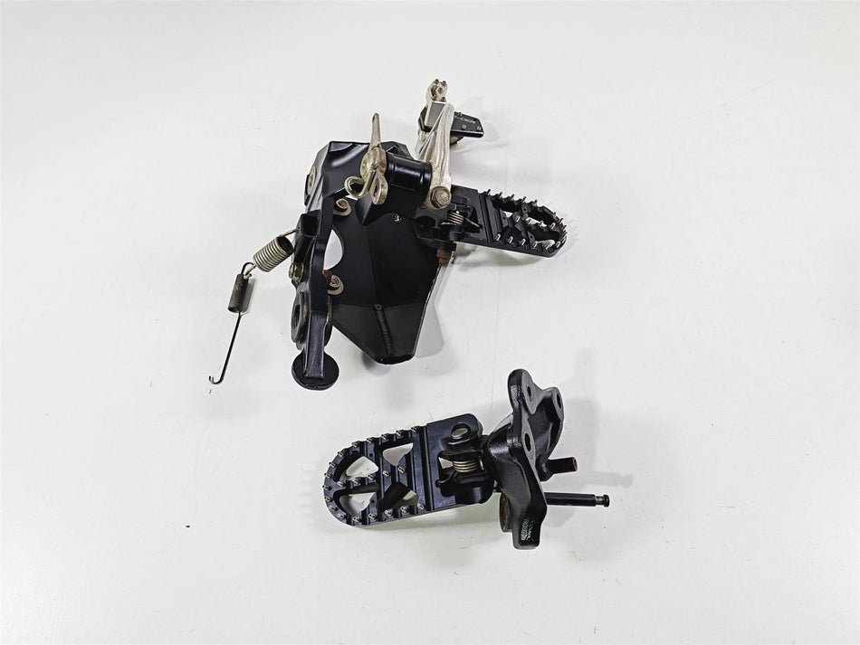 2017 Honda CRF1000 Africa Twin Left Right Front Foot Peg Set 50625-MJP-G50-Mototech271