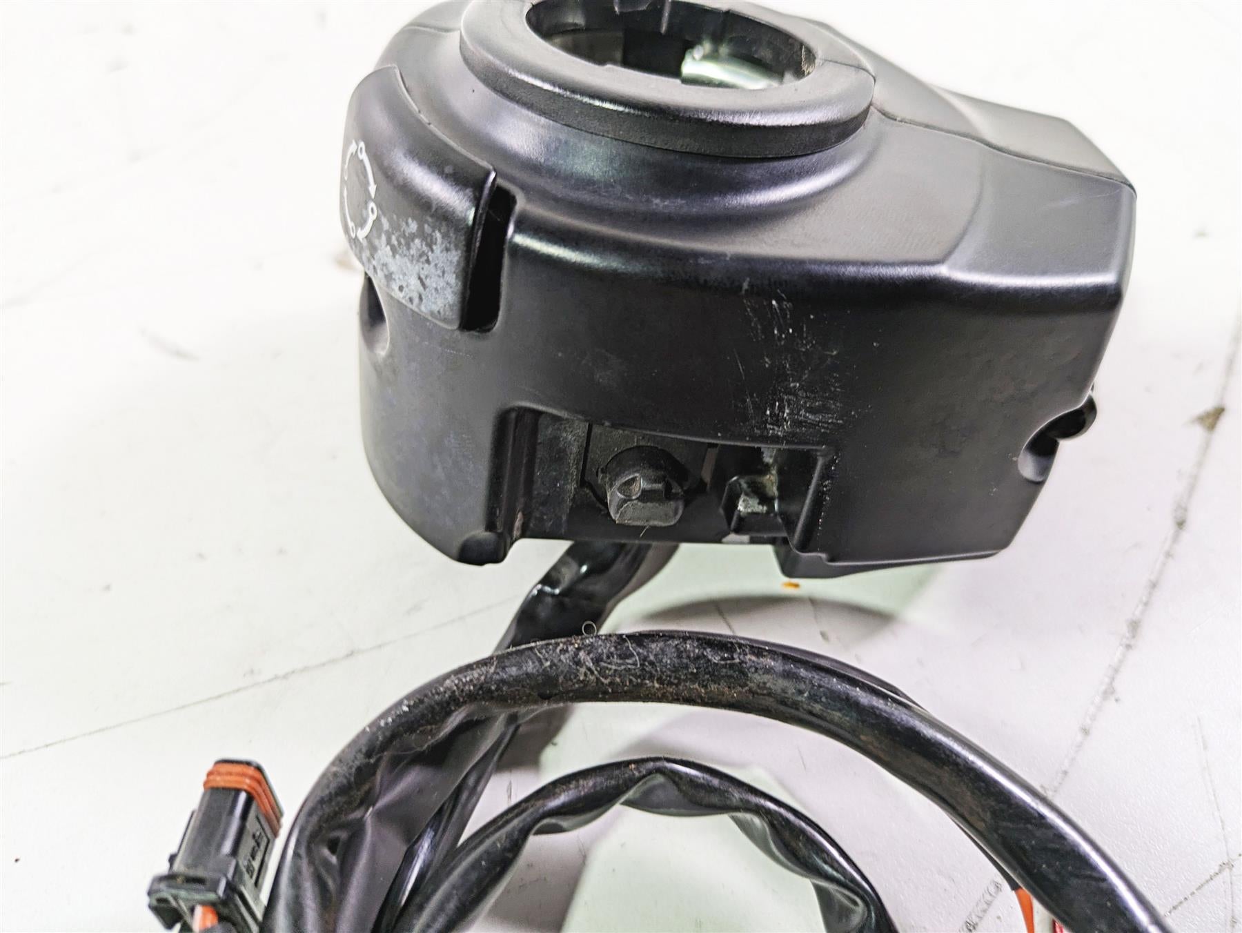 2015 Harley Touring FLHTKL E -Glide Low Left Hand Control Switch -Extd 71500128B {{ shop.shopifyCountryName }} - Mototech271