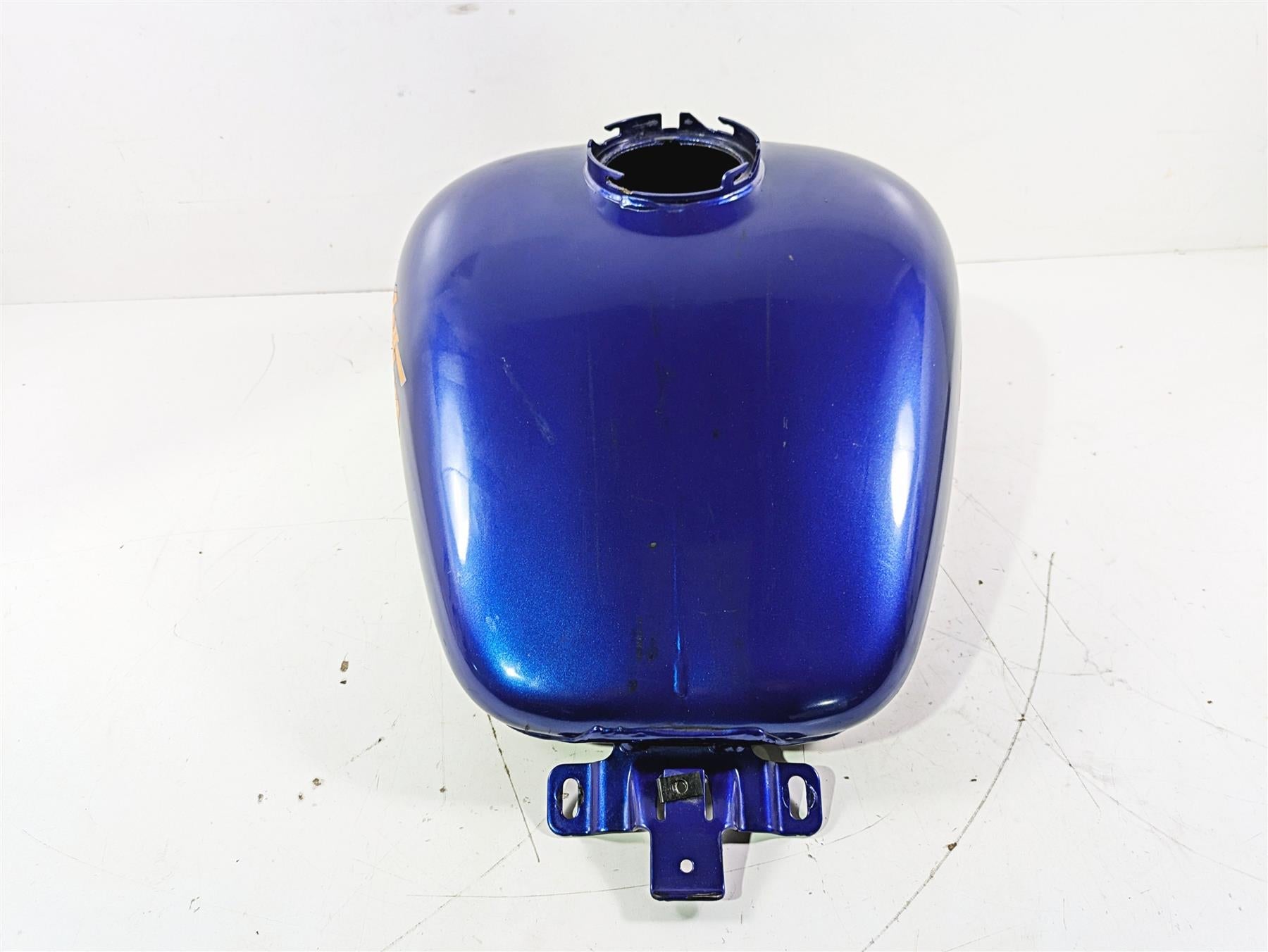 2016 Harley Touring FLTRX Road Glide Fuel Petrol Gas Tank 61356-08 {{ shop.shopifyCountryName }} - Mototech271
