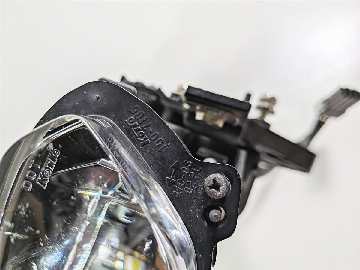2022 Yamaha YZF R1 R1M RN65 Headlight Head Light Lamp Scratched B3L-84300-00-00-Mototech271