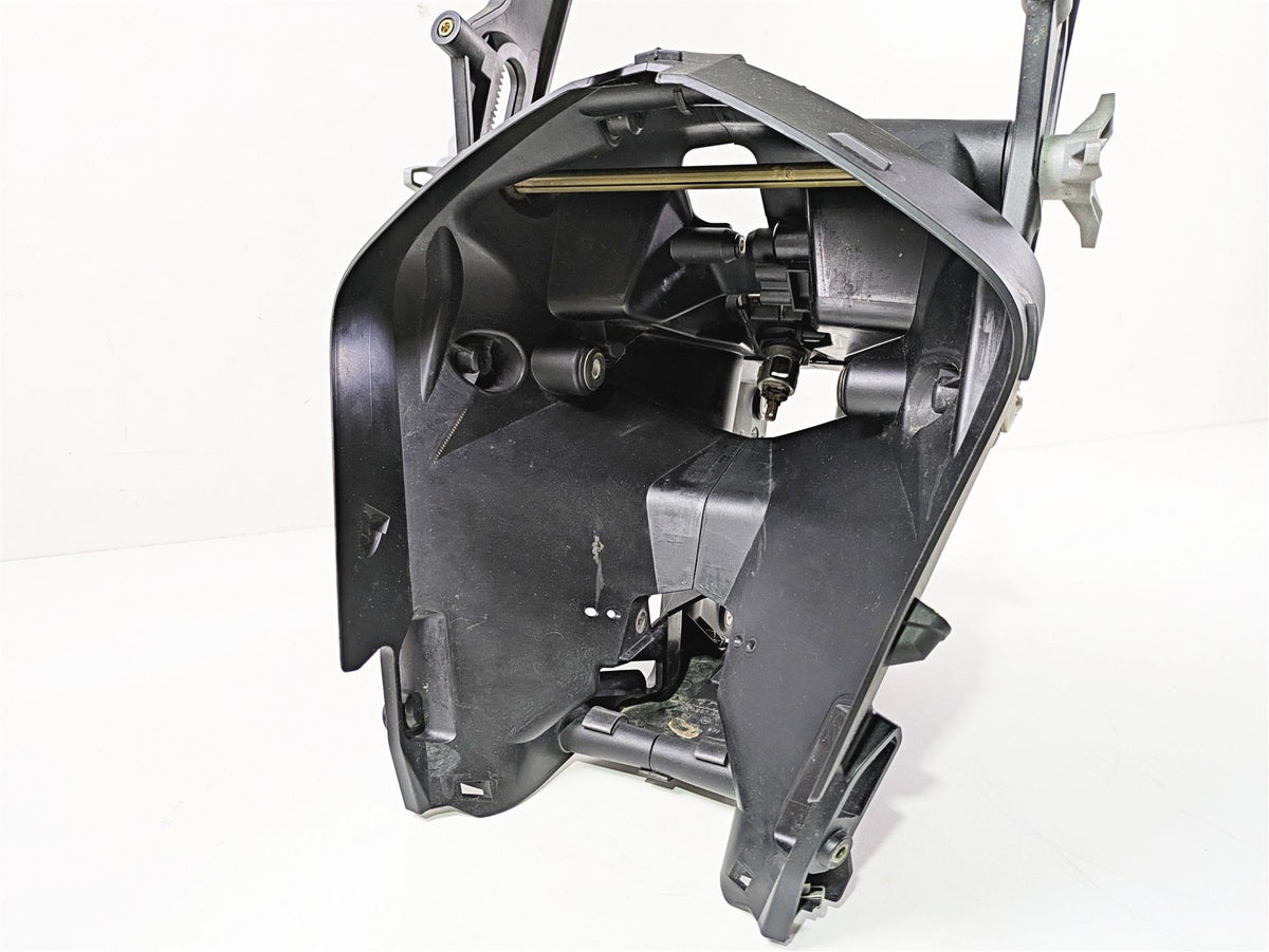 2020 KTM 1290 Super Adventure R Headlight Mask Holder Carrier Stay 6071401110033 {{ shop.shopifyCountryName }} - Mototech271