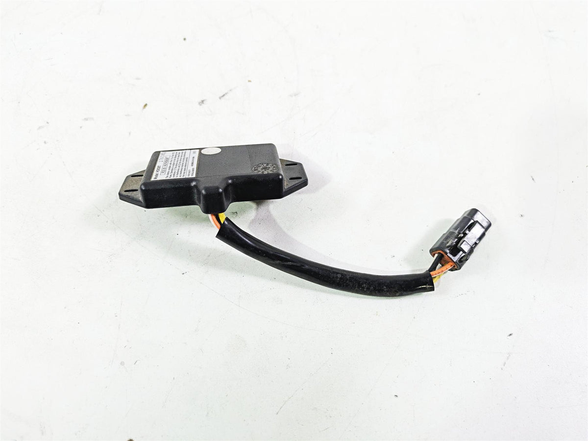 2011 Harley Touring FLHTCUSE CVO E-Glide Garage Door Transmitter 91561-01 HD838T {{ shop.shopifyCountryName }} - Mototech271