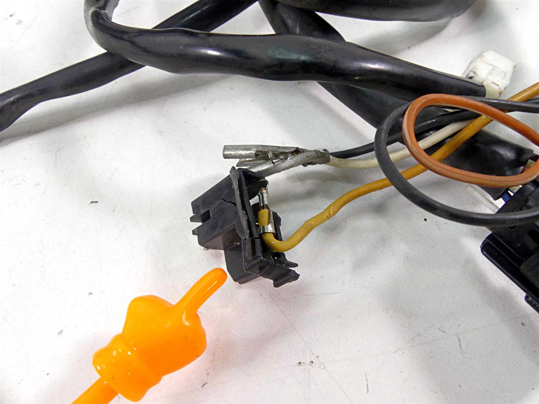 2007 Harley Touring FLHRSE CVO Road King Main Wiring Harness -For Parts 70363-07 {{ shop.shopifyCountryName }} - Mototech271