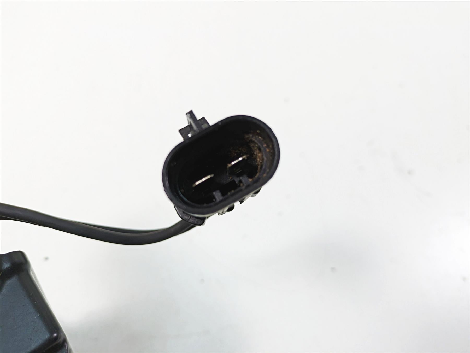2005 Harley Touring FLHTCUI Electra Glide Rectifier Voltage Regulator 74505-04 {{ shop.shopifyCountryName }} - Mototech271