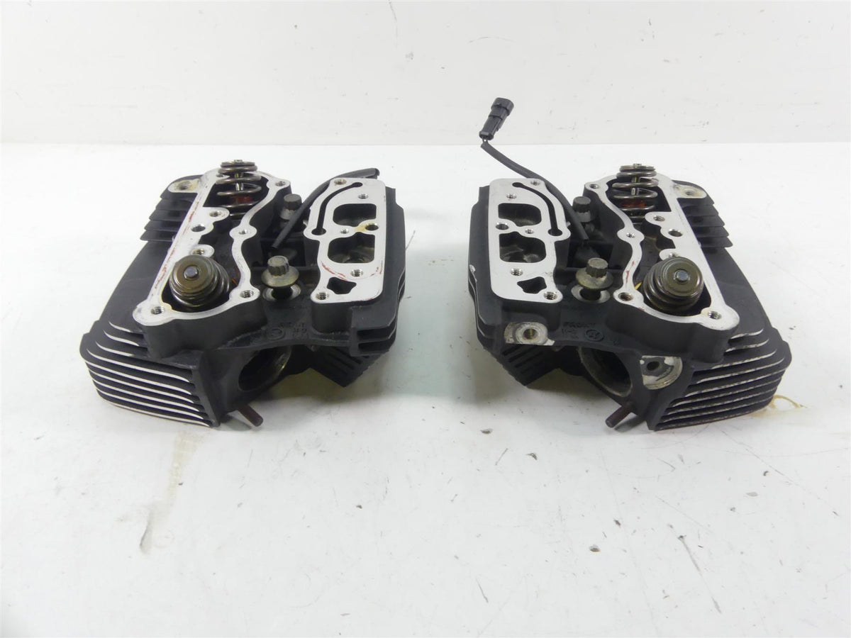 2013 Harley Touring FLHX Street Glide Cylinderheads Cylinder Head Set 17192-06B {{ shop.shopifyCountryName }} - Mototech271