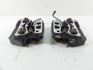 2013 Harley Touring FLHX Street Glide Cylinderheads Cylinder Head Set 17192-06B