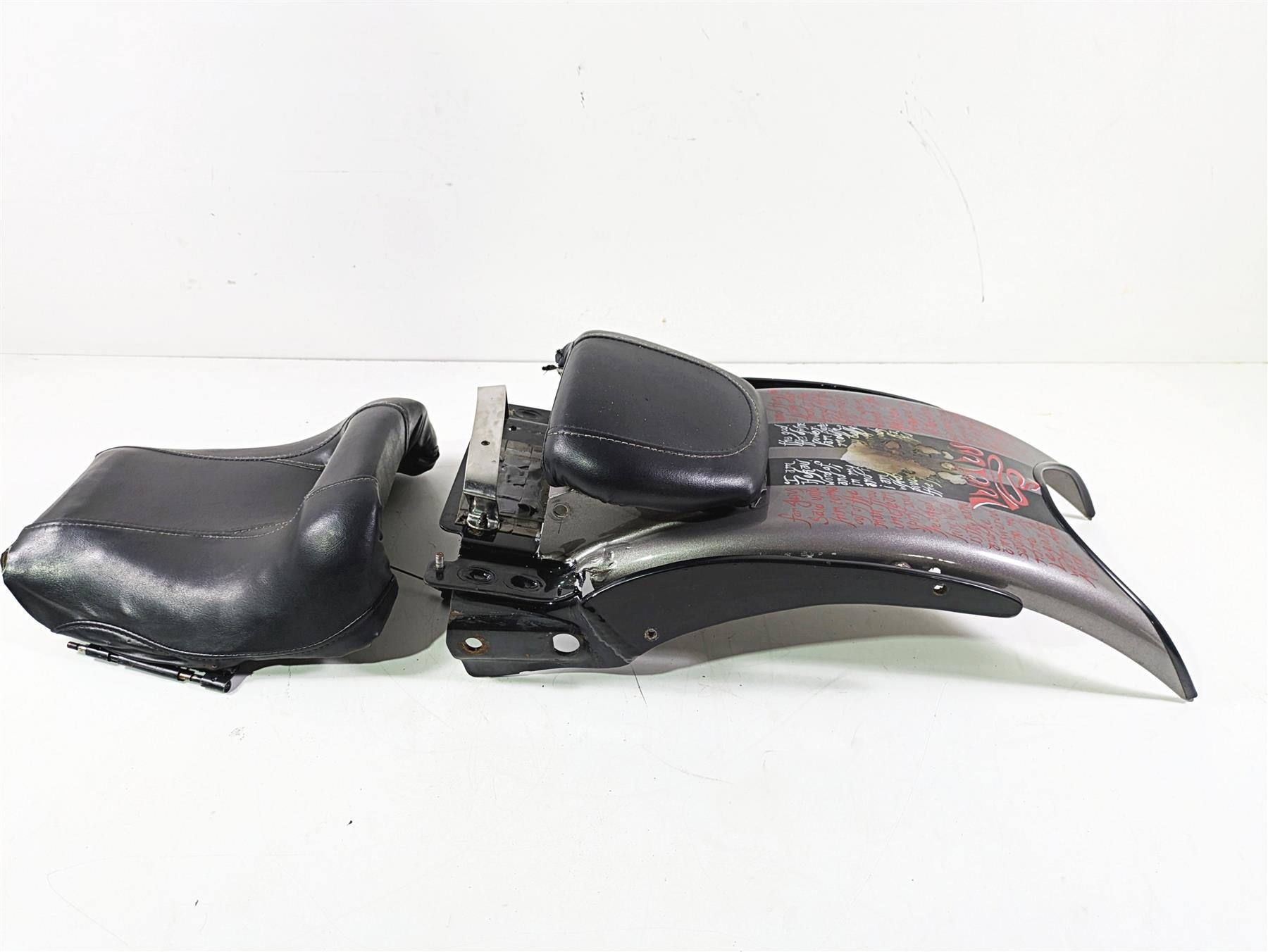 2016 Harley VRSCDX Night Rod Customized Shortened Rear Fender & Seat Set {{ shop.shopifyCountryName }} - Mototech271