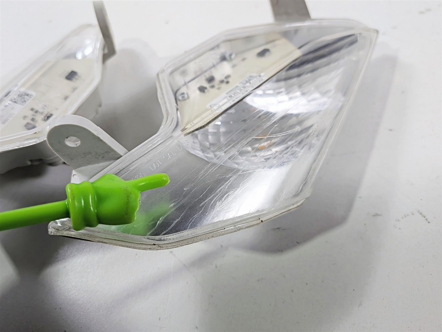 2016 BMW R1200RT RT RTW K52 Front Blinker Turn Signals 63138541625 63138541626 {{ shop.shopifyCountryName }} - Mototech271