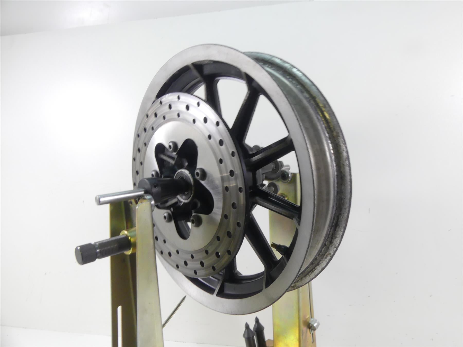 1998 Harley Touring FLHTC Electra Glide Rear 10 Spoke 16x3 Rim Wheel 43402-87 {{ shop.shopifyCountryName }} - Mototech271