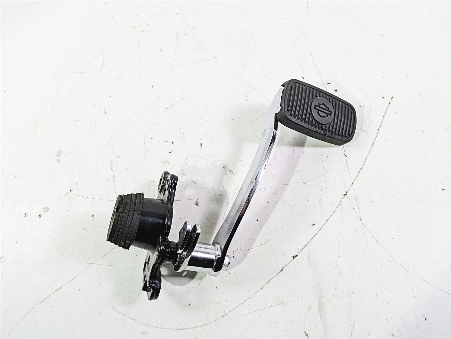 2015 Harley Touring FLHTKL E -Glide Low Right Brake Lever Pedal Set 50600067 {{ shop.shopifyCountryName }} - Mototech271