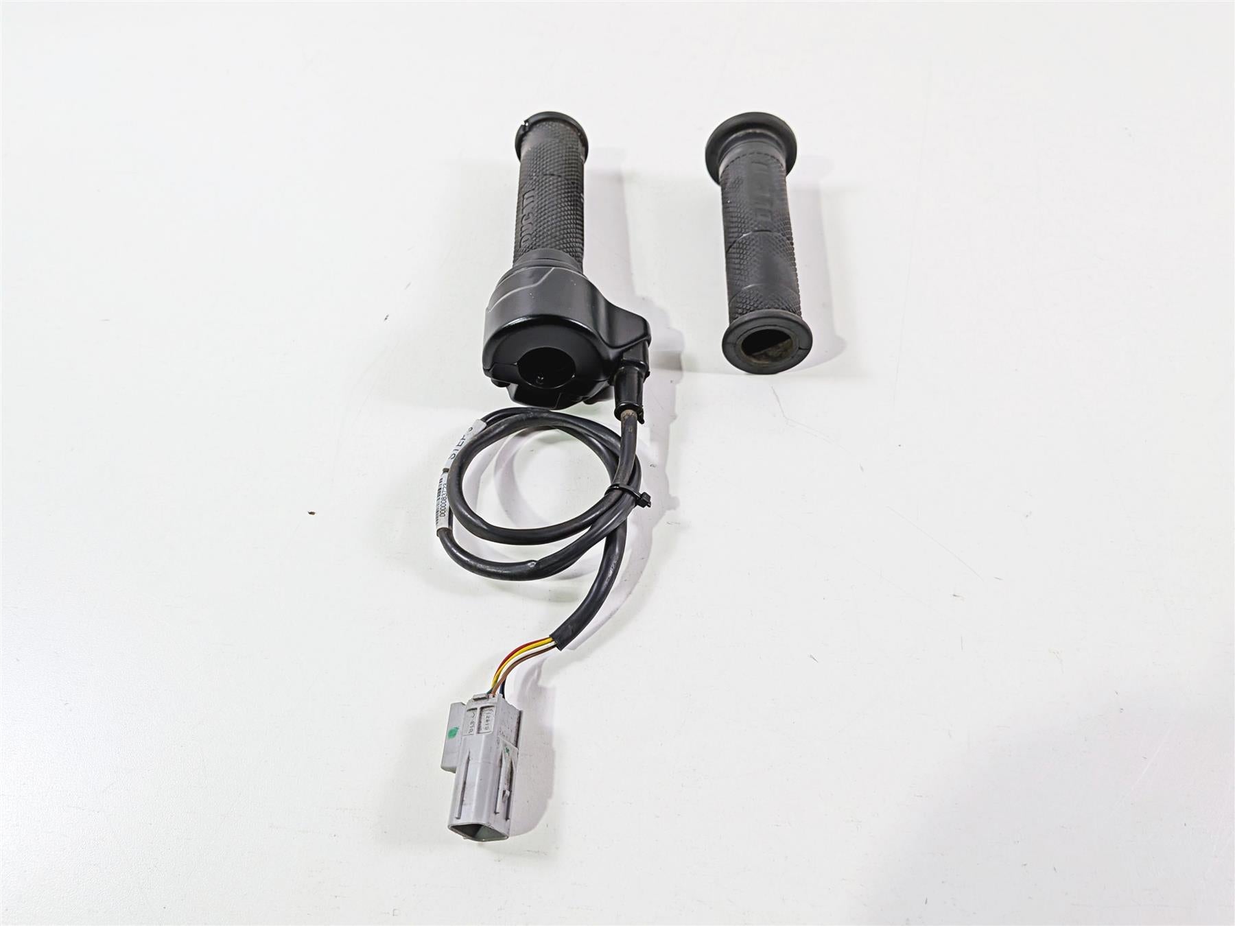 2016 Ducati Hypermotard 939 SP Ride By Wire Throttle Grip Set 66020033E-Mototech271
