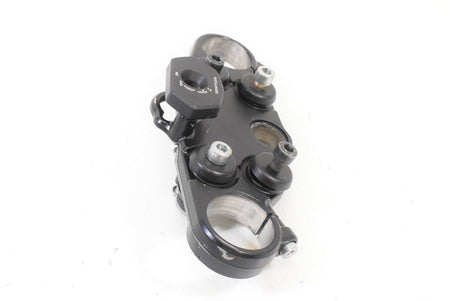 2015 Suzuki GSXR1300R Hayabusa Upper Triple Tree Steering Clamp 51311-24F50 {{ shop.shopifyCountryName }} - Mototech271