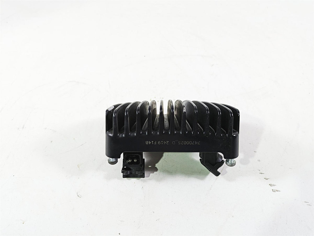 2020 Harley Touring FLHT Electra Glide Rectifier Voltage Regulator 74700025 {{ shop.shopifyCountryName }} - Mototech271