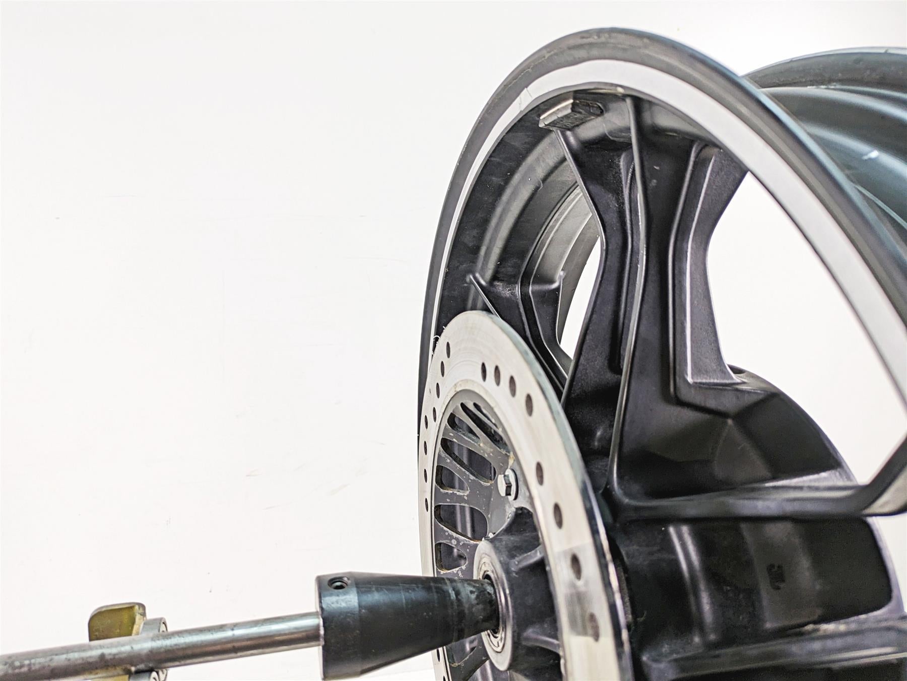 2013 Moto Guzzi V7 750 Stone Straight Cast Rear Wheel Rim 17x3.5 887573 {{ shop.shopifyCountryName }} - Mototech271