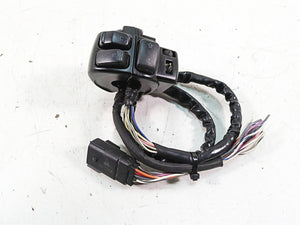2013 Harley Touring FLHX Street Glide Right Hand Control Switch - Read 71684-06A | Mototech271