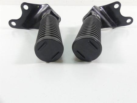 2016 Honda VT1300 CRG Stateline Rear Passenger Footpeg Set 50680-MFY-A00 {{ shop.shopifyCountryName }} - Mototech271