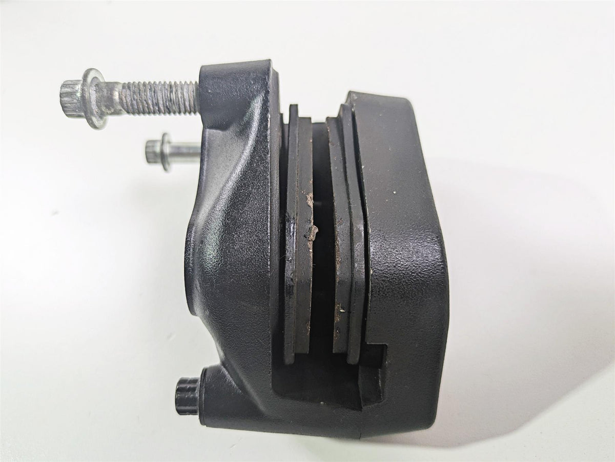 2001 Harley Touring FLHX Street Glide Front Brake Caliper Set 44023-00 44046-00 {{ shop.shopifyCountryName }} - Mototech271