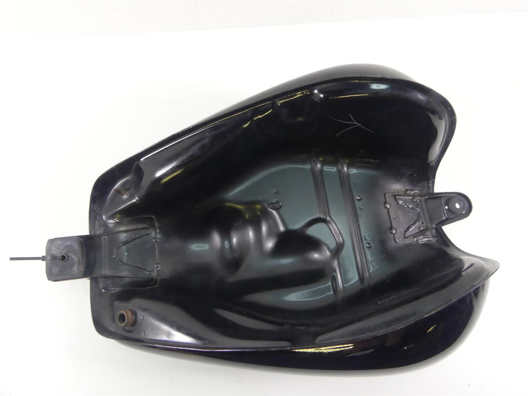 2003 Honda VT1100 C2 Shadow Sabre Fuel Gas Petrol Tank - Read 17520-MCK-A40 {{ shop.shopifyCountryName }} - Mototech271