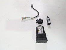 Load image into Gallery viewer, 2007 Harley Touring FLHRSE CVO Road King Tssm Security Module + Fob 68924-07
