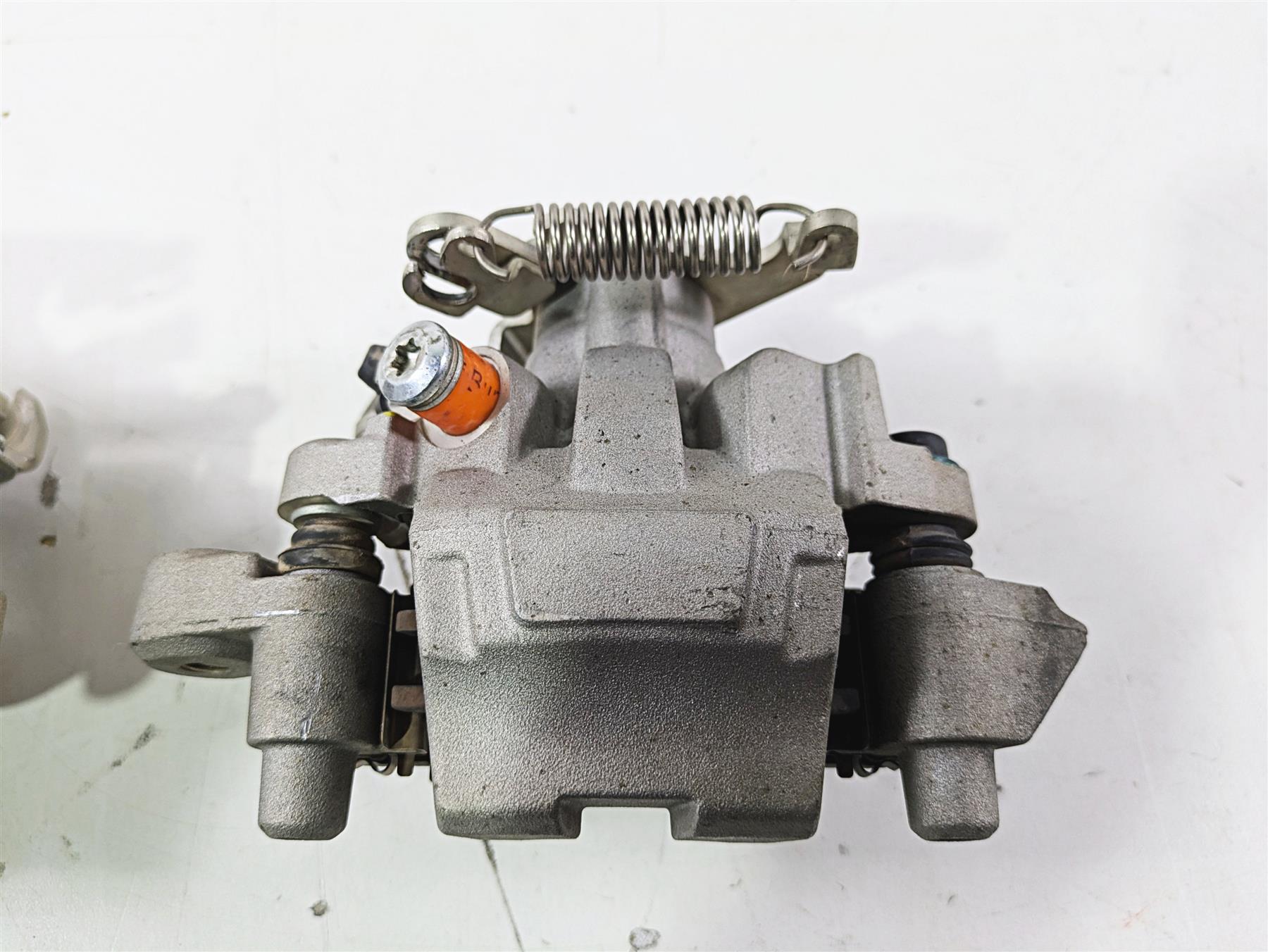 2020 Kawasaki Teryx KRX KRF 1000 Rear Bake Caliper Set 43080-0223 43080-0224 {{ shop.shopifyCountryName }} - Mototech271