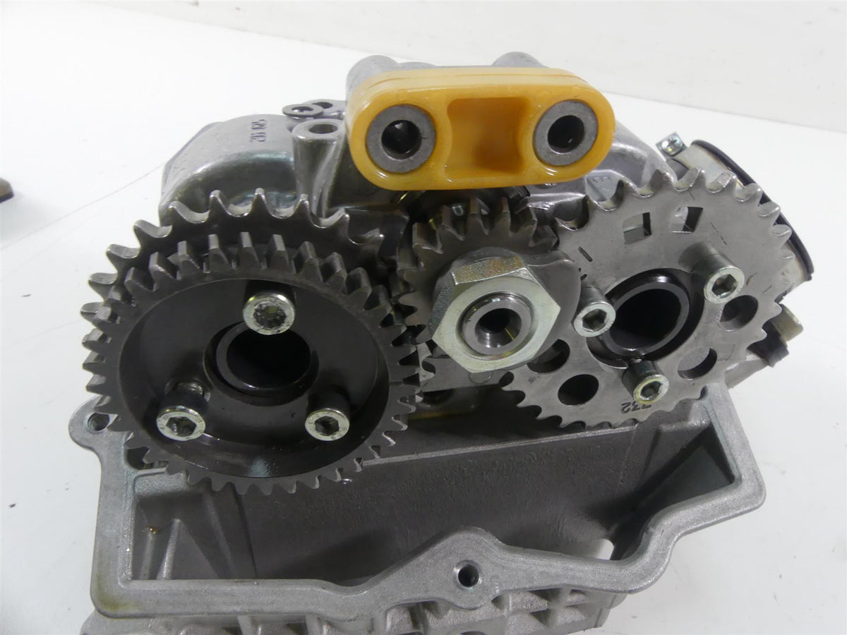 2004 Aprilia RSV1000 R Mille Rear Cylinderhead Cylinder Head AP0613467 {{ shop.shopifyCountryName }} - Mototech271