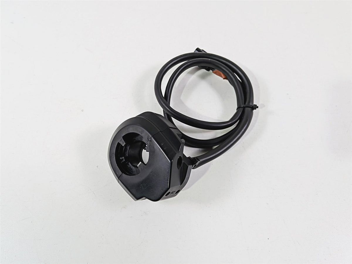 2022 Triumph Tiger 900 GT Pro Ride Fly By Wire Throttle Grip Sensor T2042074 {{ shop.shopifyCountryName }} - Mototech271