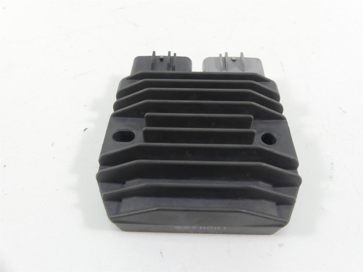 2009 Yamaha XV1700 Road Star Warrior Rectifier Voltage Regulator 5JW-81960-00-00 {{ shop.shopifyCountryName }} - Mototech271
