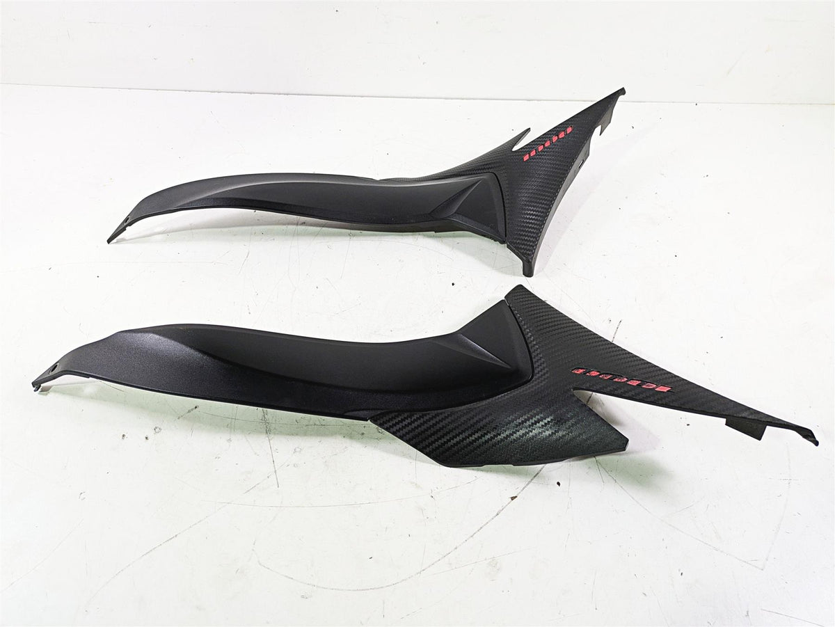 2016 Suzuki GSXR1000 Under Seat Leg Fairing Cover Cowl Set 47421-47H00 {{ shop.shopifyCountryName }} - Mototech271
