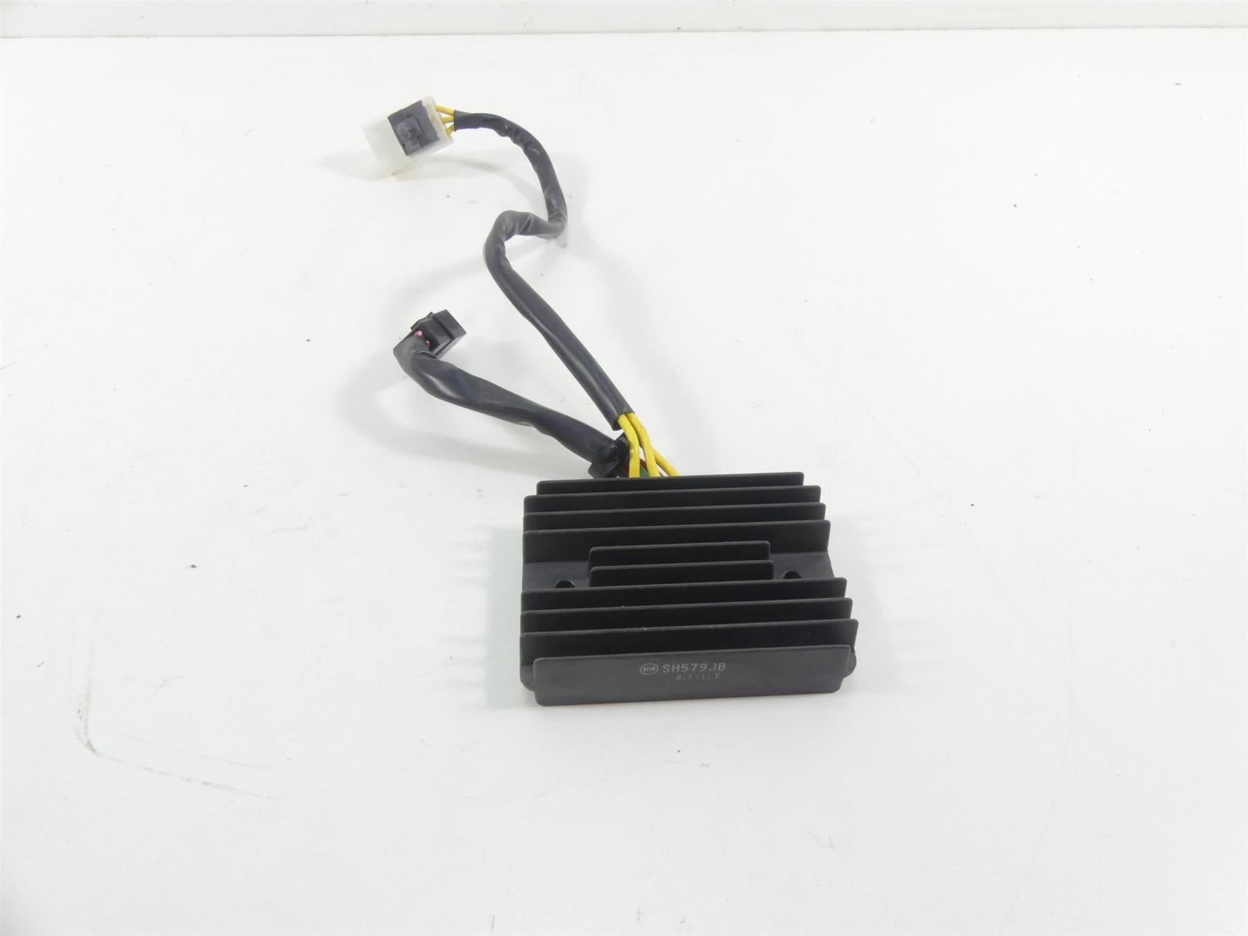 2019 Aprilia Tuono V4 RR Factory Rectifier Voltage Regulator B043488 SH579JB {{ shop.shopifyCountryName }} - Mototech271